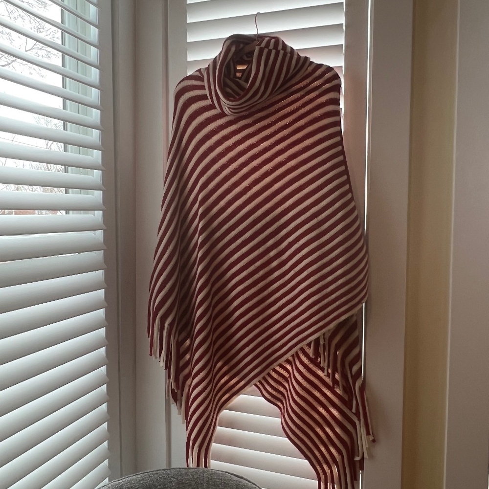 Red & Cream Striped Poncho Wrap – One Size